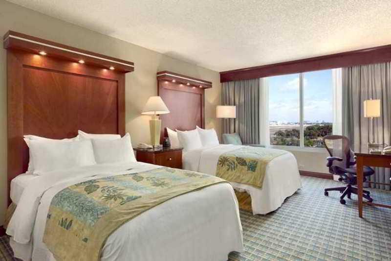 Hilton Fort Lauderdale Airport Dania Beach Oda fotoğraf